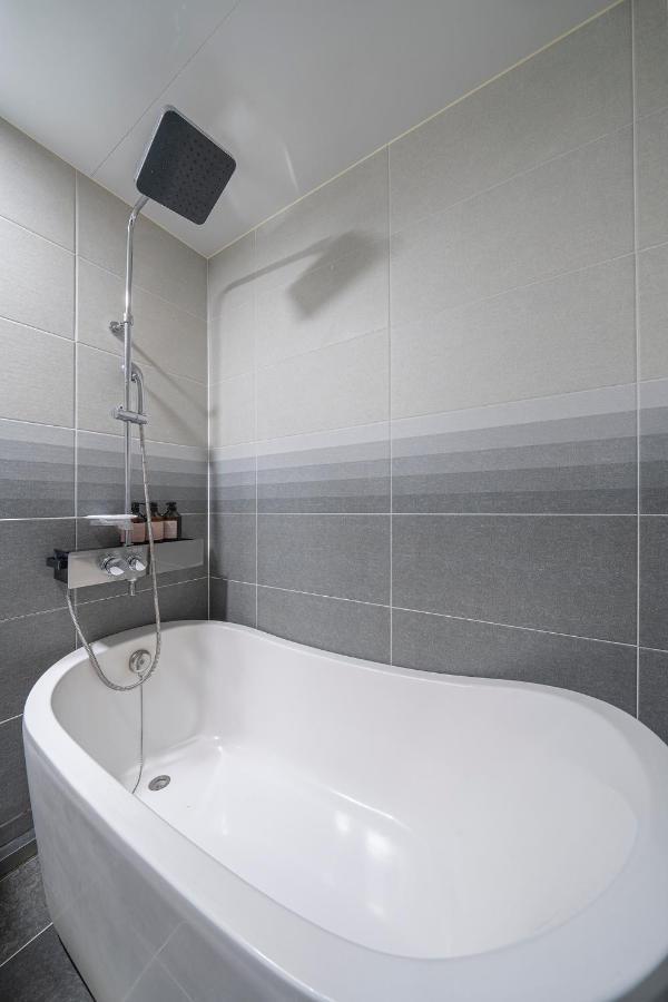 By Ths Valentine Hotel Incheon Siheung Luaran gambar